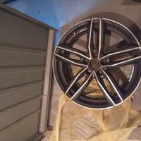 Cerchi da 19 e 16 con gomme