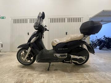Aprilia Scarabeo 400
