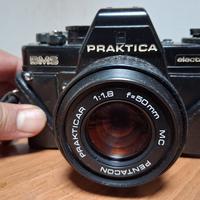 Fotocamera reflex analogica Praktica