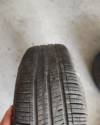 4 cerchi in ferro da 14 per Ford Fiesta con 2pneum