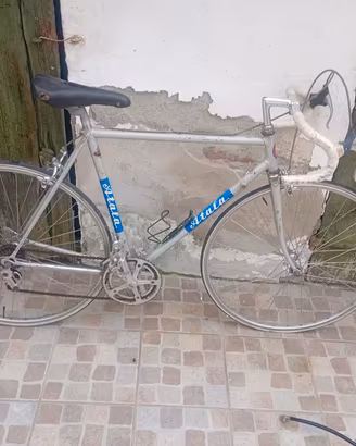 Atala d'epoca 