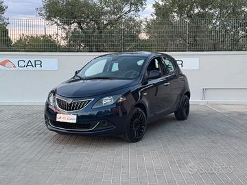 Lancia Ypsilon 1.0 FireFly 5 porte S&S Hybrid Ecoc