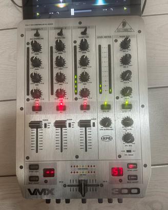 Mixer DJ Behringer VMX 300