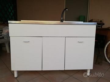 mobiletto con lavello