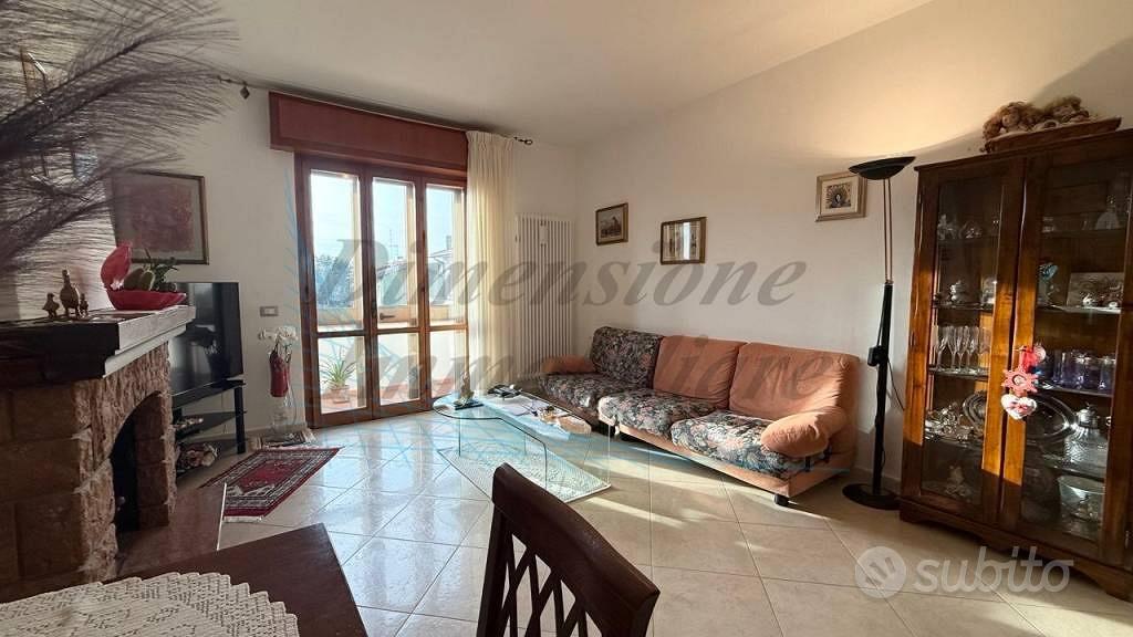 Appartamento di 160 m² con 5 locali e box auto dop - Vista 5