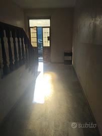 Monolocale da ristrutturare più 2 terreni di monta