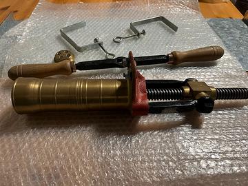 Torchio a mano per pasta fresca