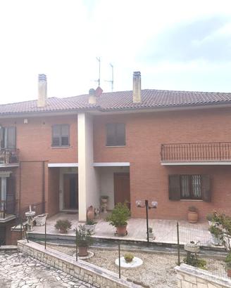 TREIA. Appartamento in piccolo condominio