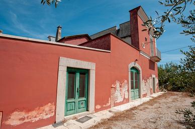 Azienda Agricola con Casa Rurale