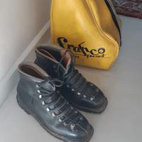 Scarponi da sci  in cuoio anni 60