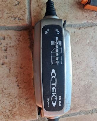 Carica batteria ctek