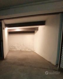 Garage singolo adiacente centro