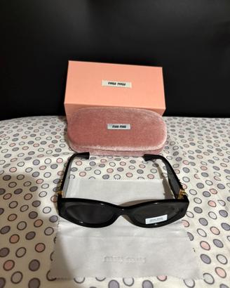 occhiali da sole miu miu