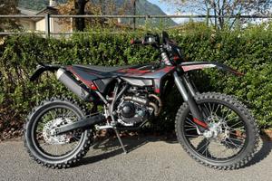 Beta RR 125 4T Black T 2026 NUOVA