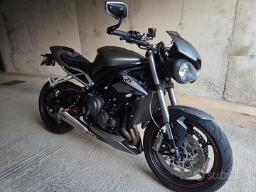 Street Triple RS tagliandata