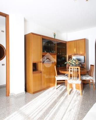 3 LOCALI A GARBAGNATE MILANESE
