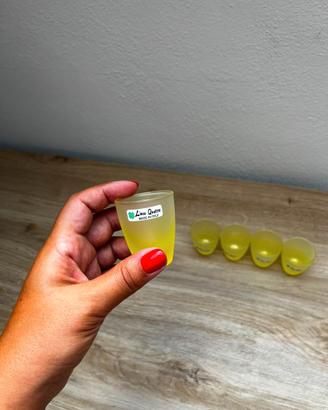 Set di 5 bicchierini in vetro satinato giallo