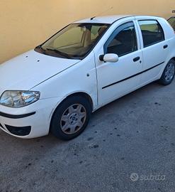  Auto Fiat punto