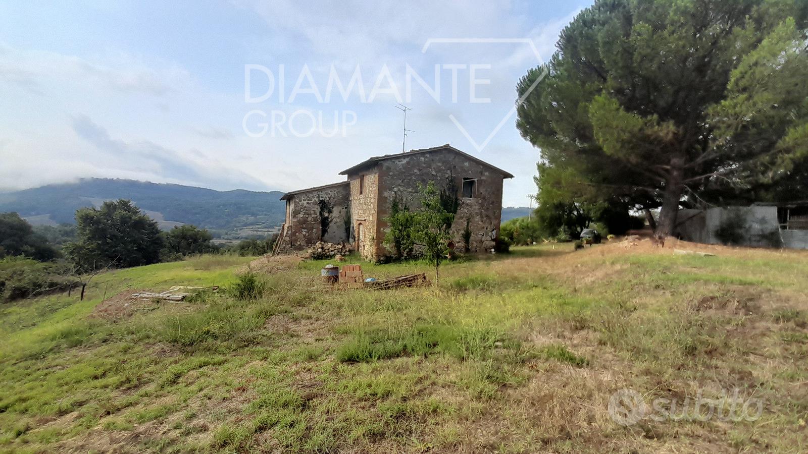 Azienda agricola con casale e 6 ettari di terreno - Vista 3