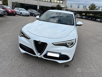 Alfa Romeo Stelvio 2.2 TD 190cv 140kw AT8 Business