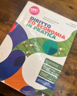 Diritto ed economia in pratica ISBN 9788824704441