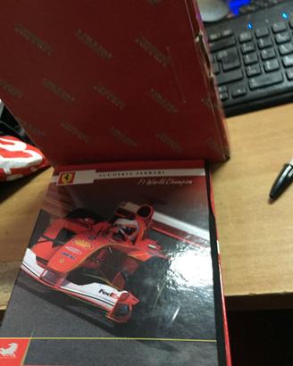 K3317NN-Raccoglitore ad anelli Ferrari con scatola