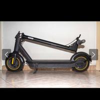 Monopattino ninebot g30