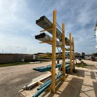 Cantilever, scaffalatura portapallet, a ripiani