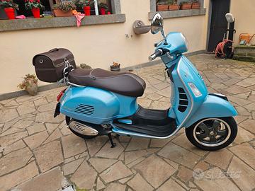 VESPA 300 G.T.S. i.e. 70° anniv.