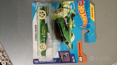Hot wheels Winning Formula glow wheels