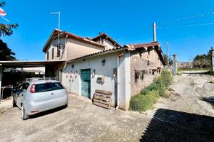 Gallicano nel lazio: villino unifamiliare