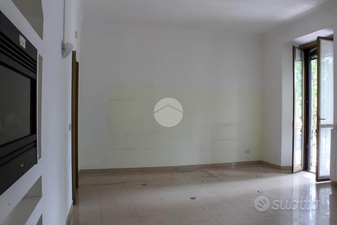 Appartamento – Milano, La Fontana, Municipio 9 - Altro