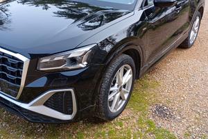 Q2 35 2.0 tdi Edition One S line edition