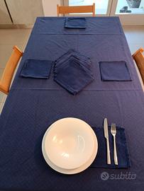 tovaglia blu scuro per 8 persone + runner