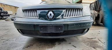 RENAULT VEL SATIS 2003 - PARAURTI ANTERIORE