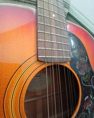 Chitarra Yamaha 12 corde 