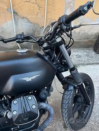 Moto Guzzi v7 2012