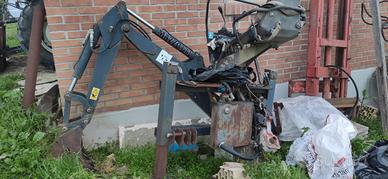 retro escavatore trattore 