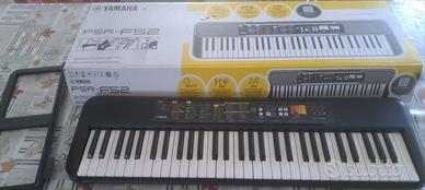 Tastiera -Yamaha Digital Keyboard PSR-F52