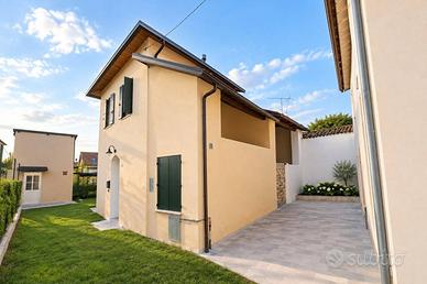 Villa di 177 m² con 2 locali e box auto a Trissino