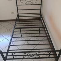 Lettino in ferro