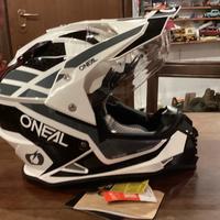 Casco NUOVO oneal