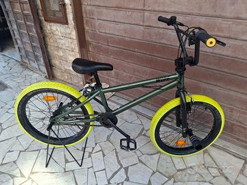 bici n.20 Marciante bmx doppio colore 
