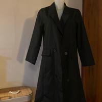 Trench lungo nero leggero nuovo con cartellino
