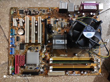 Scheda madre con CPU e ram