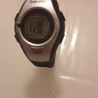 Orologio cardiofrequenzimetro da polso.
