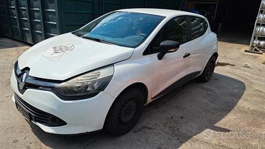 Ricambi vari Renault Clio 1.5DCI 73cv del 2016