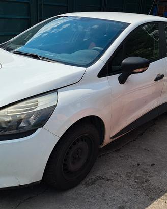 Ricambi vari Renault Clio 1.5DCI 73cv del 2016