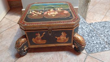  Cofanetto indiano d’arte dipinto a mano 