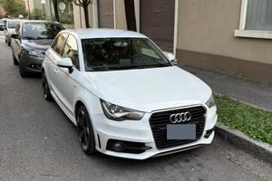 Audi A1 1.6 TDI 90 CV (2015)